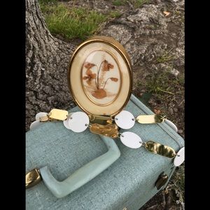 Vintage women’s belt well cared for